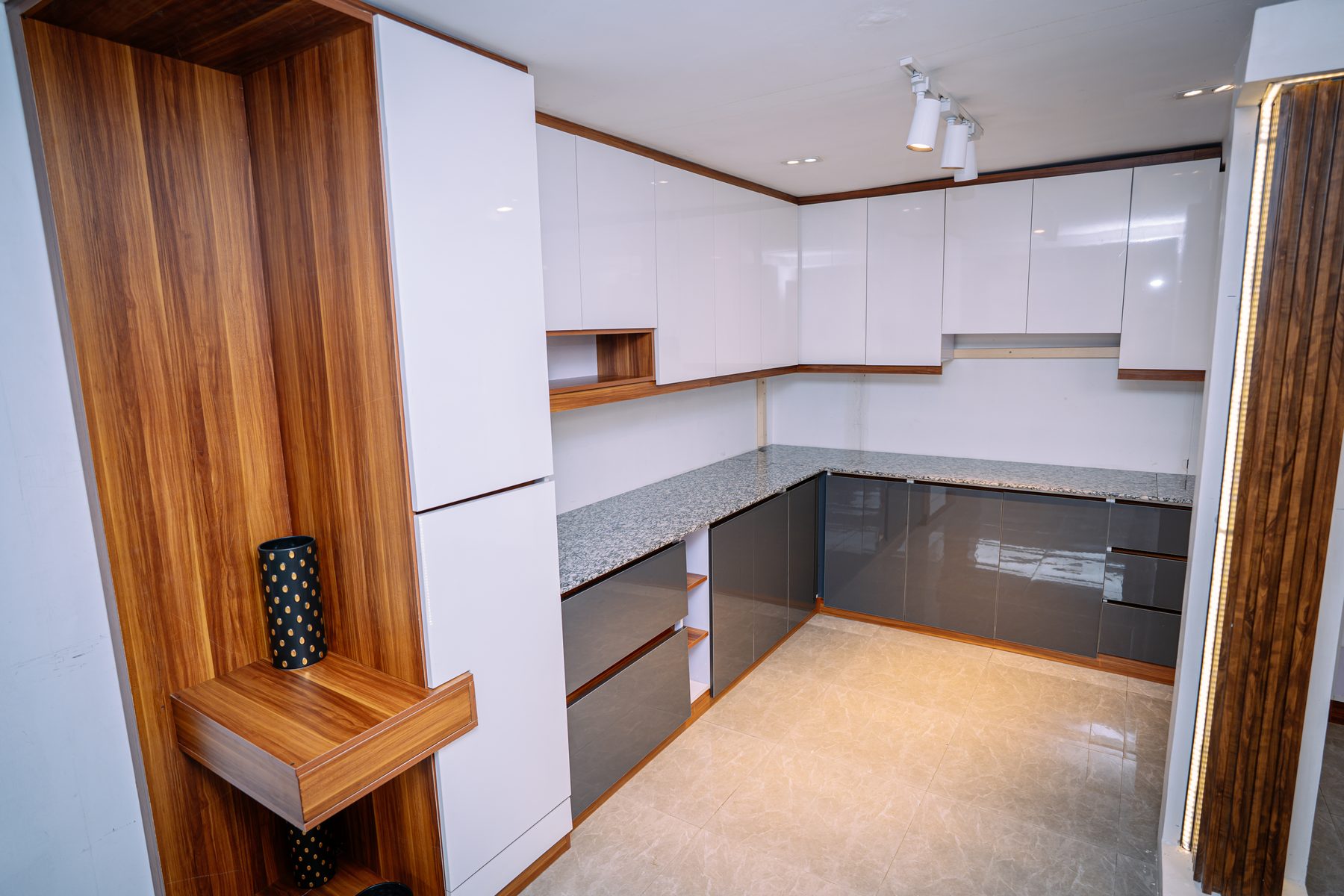 Contemporary white and grey kitchen